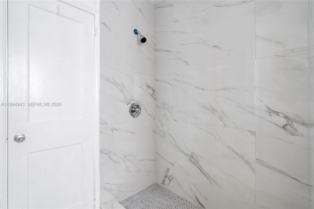 511 NE 131st St, North Miami, FL 33161 Photo