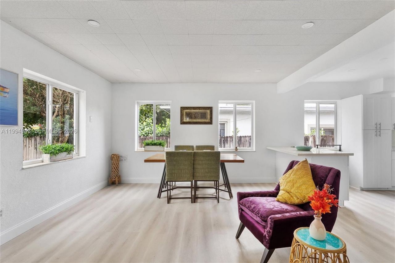 511 NE 131st St, North Miami, FL 33161 Photo