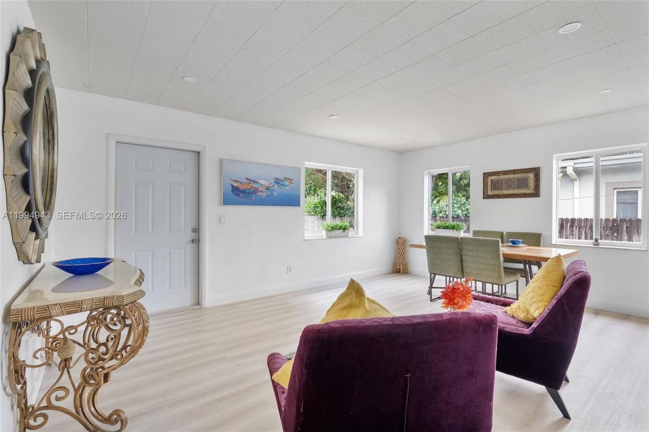 511 NE 131st St, North Miami, FL 33161 Photo