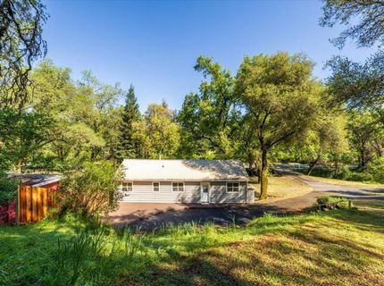 13630 Dry Creek Rd, Auburn, CA 95602 Photo