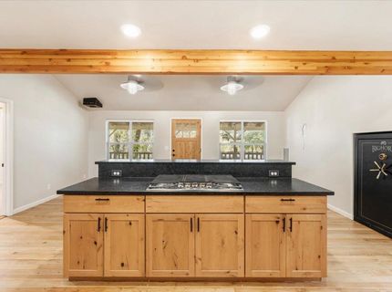 13630 Dry Creek Rd, Auburn, CA 95602 Photo