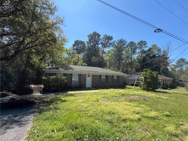 8065 Domain Street, Mobile, AL 36619