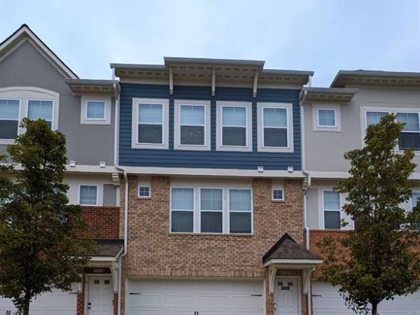 5943 PICALL Drive, Troy, MI 48098