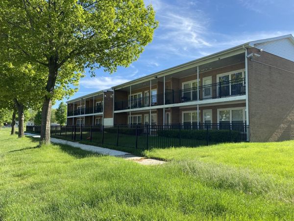 2904 Elizabeth Avenue , Unit 2S, Zion, IL 60099
