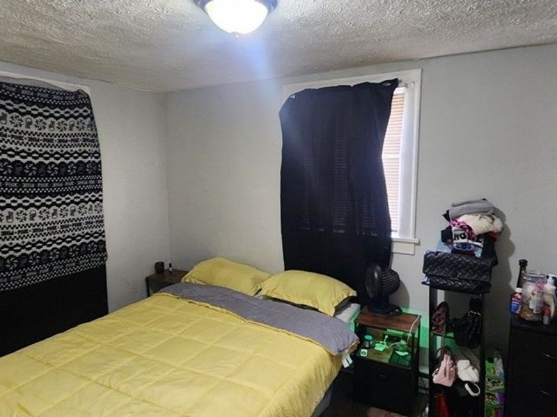 2174 W 103, Cleveland, OH 44102 Photo 22