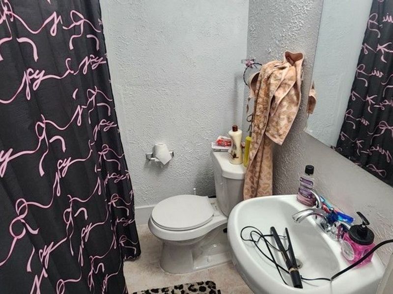 2174 W 103, Cleveland, OH 44102 Photo 31