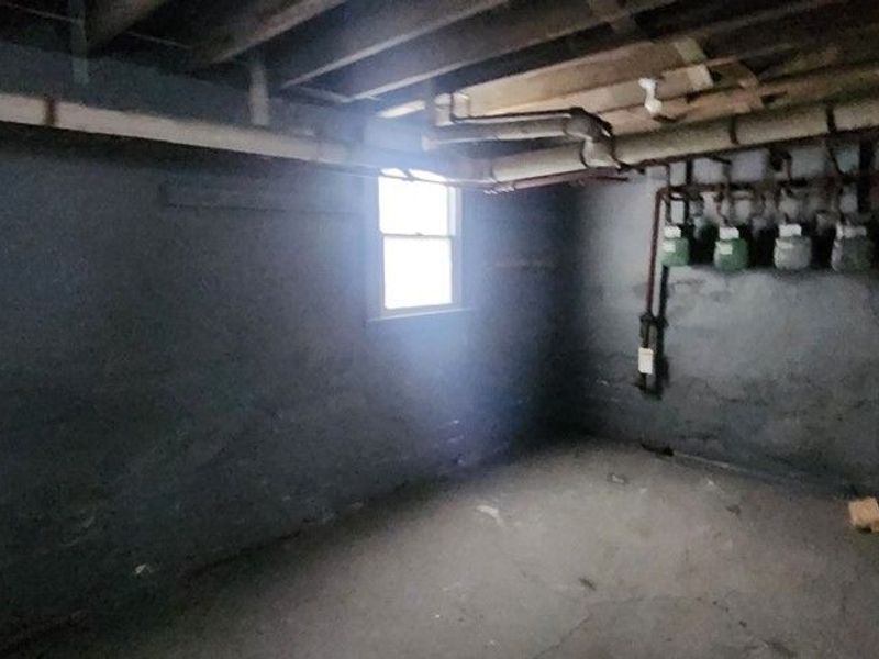 2174 W 103, Cleveland, OH 44102 Photo 33