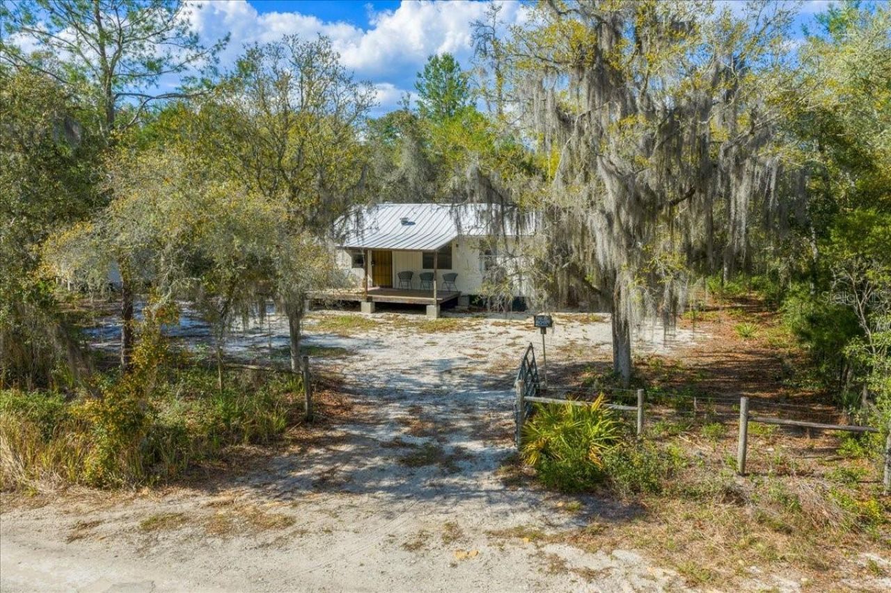 15605 NE 236th Street , Fort Mc Coy, FL 32134 Photo