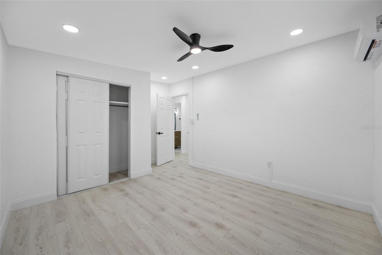 6908 11th Avenue E, Palmetto, FL 34221 Photo