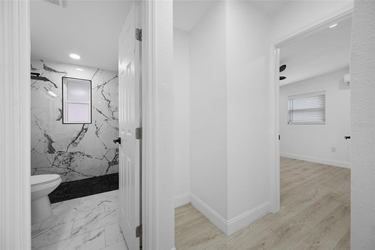 6908 11th Avenue E, Palmetto, FL 34221 Photo