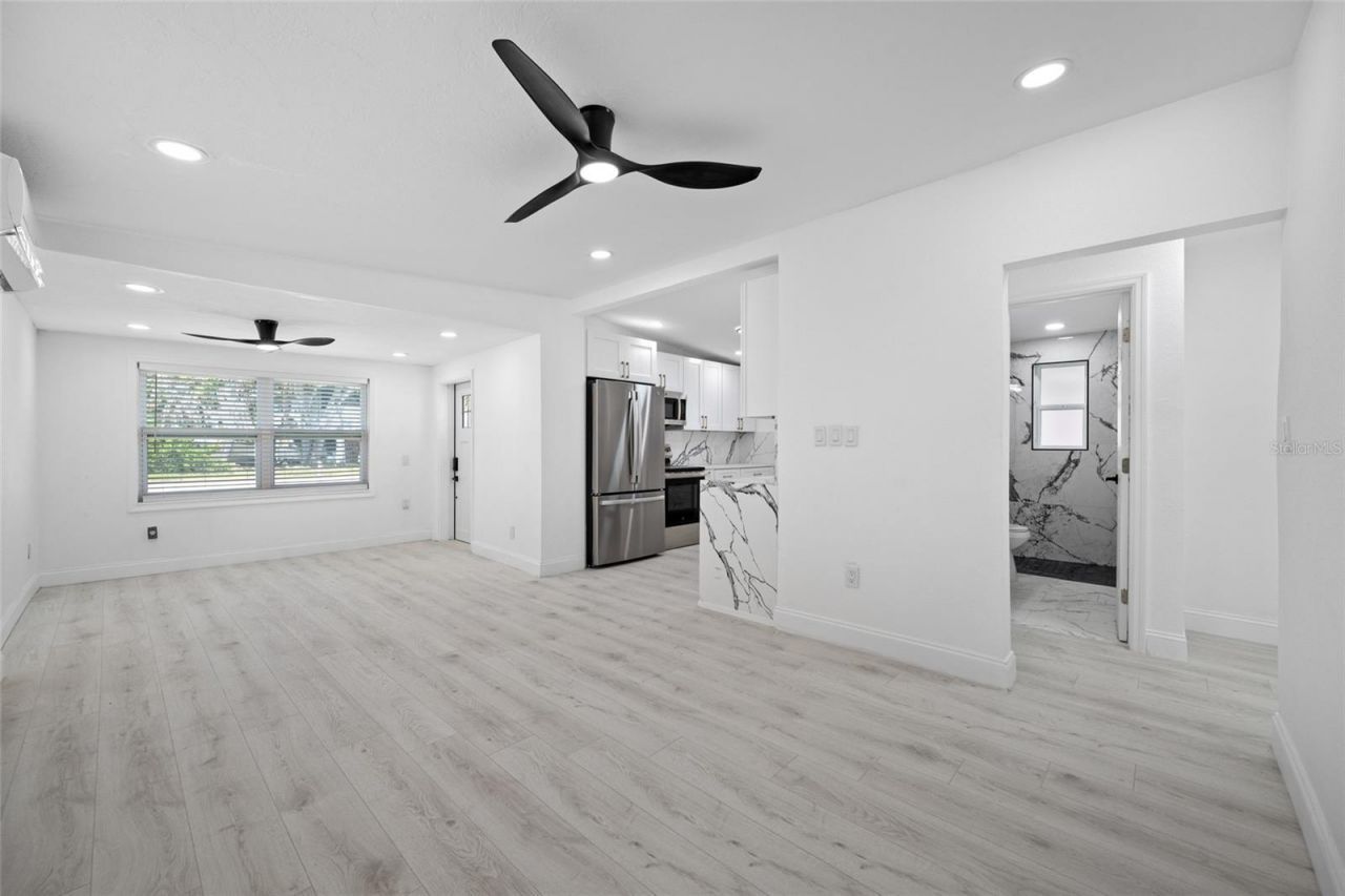 6908 11th Avenue E, Palmetto, FL 34221 Photo