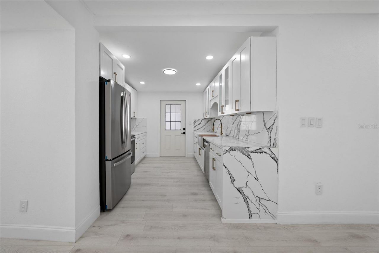 6908 11th Avenue E, Palmetto, FL 34221 Photo