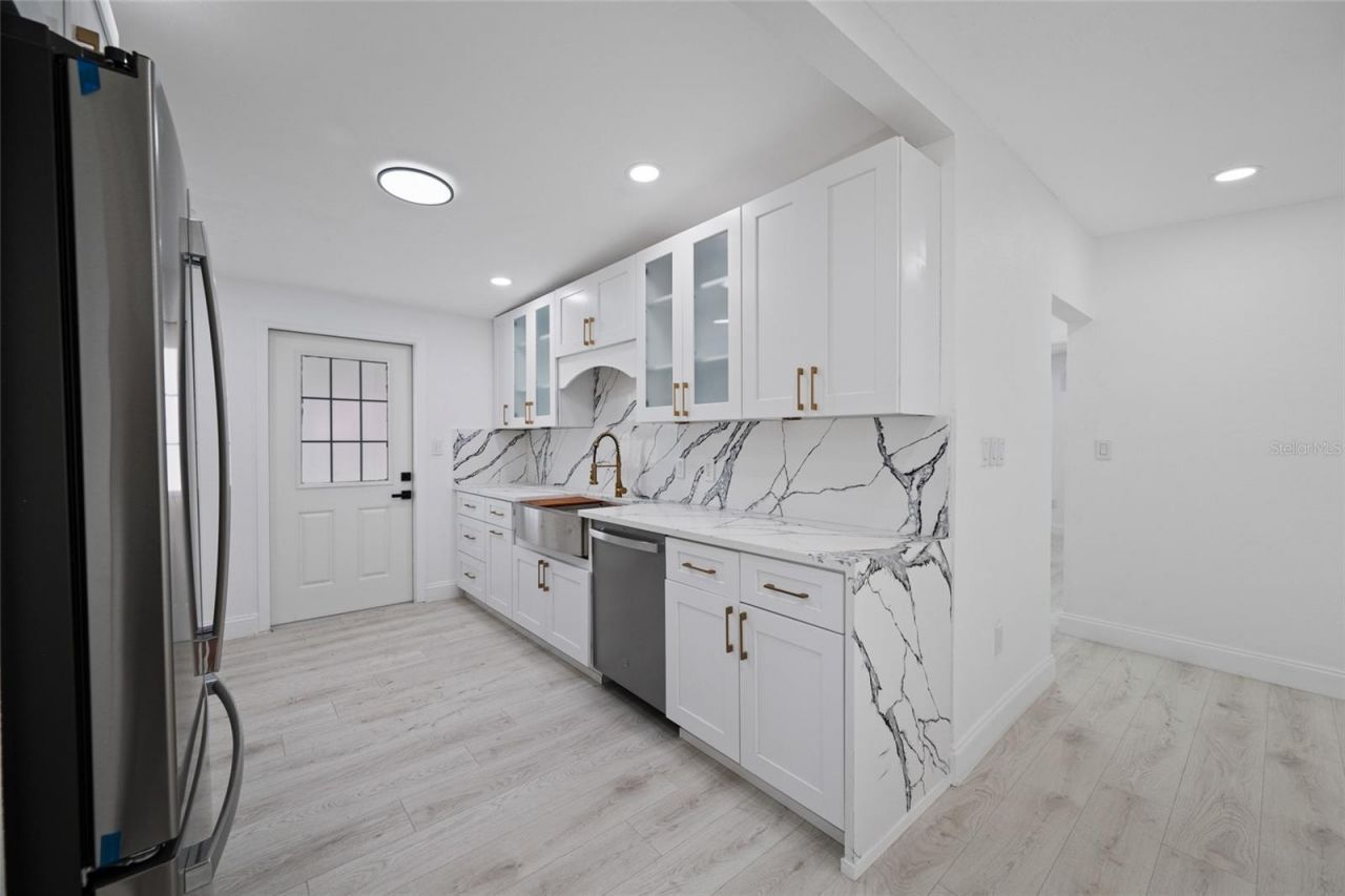 6908 11th Avenue E, Palmetto, FL 34221 Photo