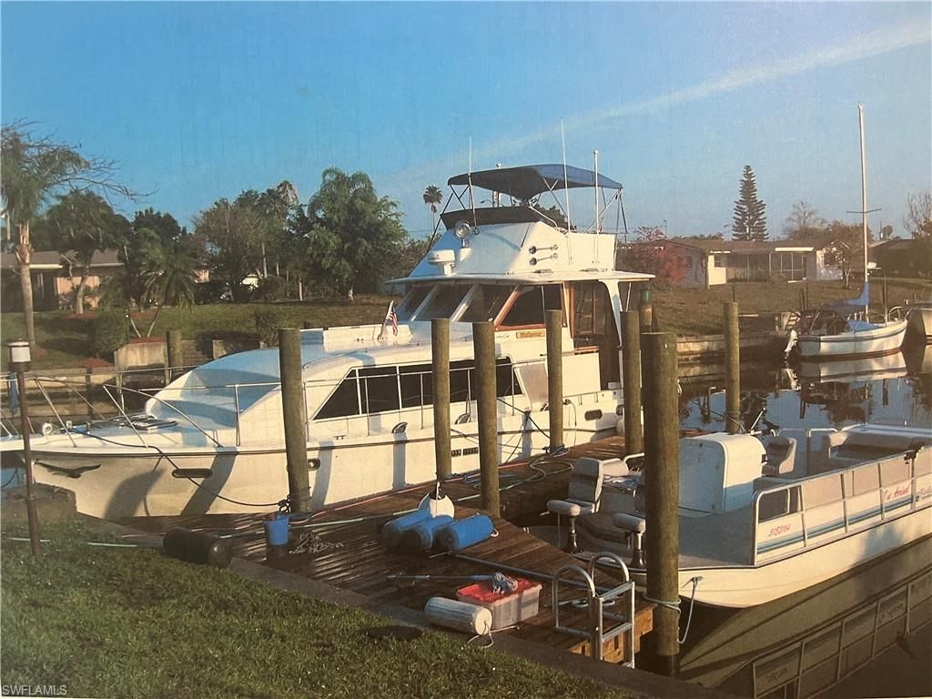 1721 SE 29th Ln , Cape Coral, FL 33904 Photo