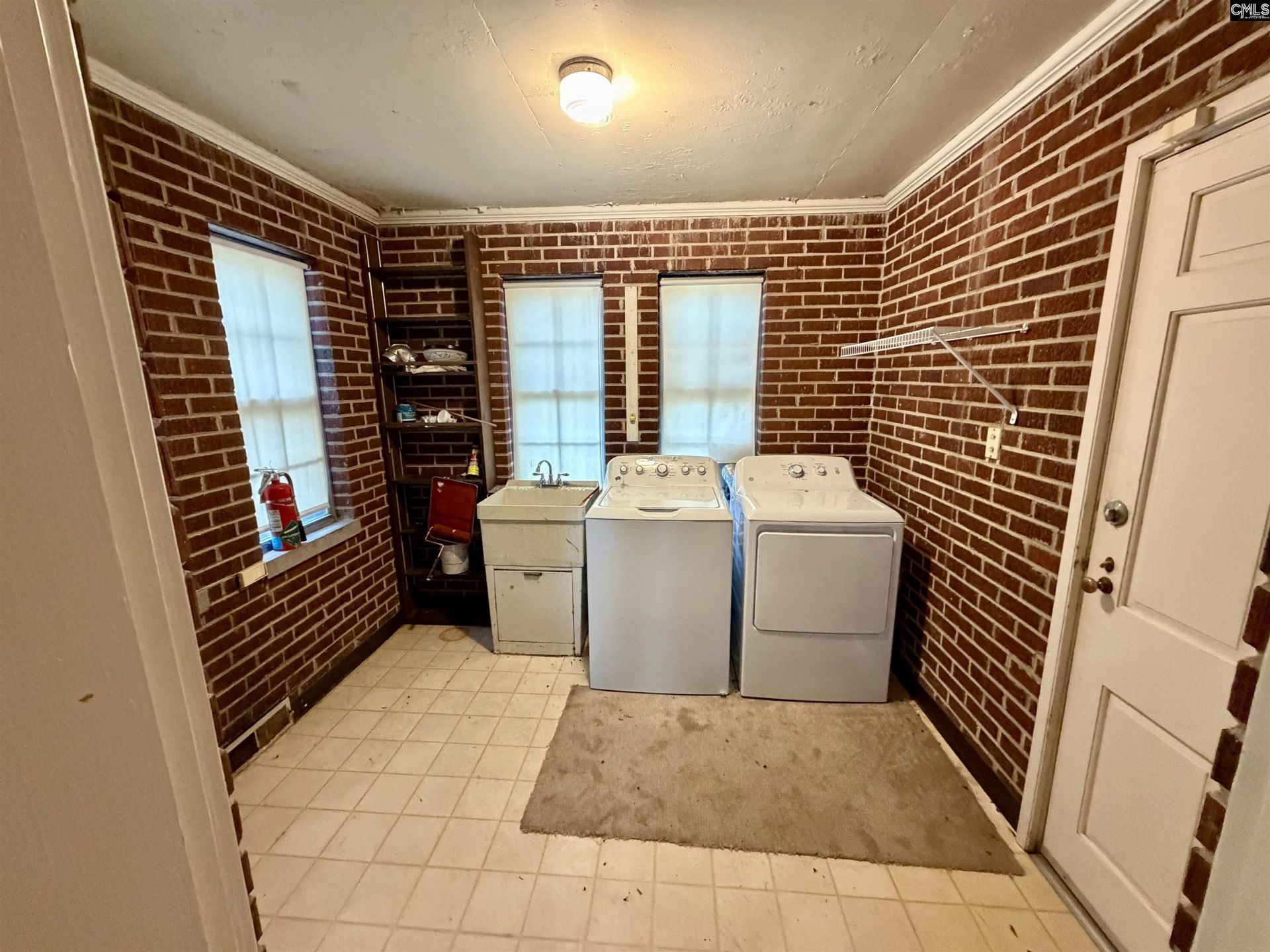 1001 Wildwood Avenue  Photo 11