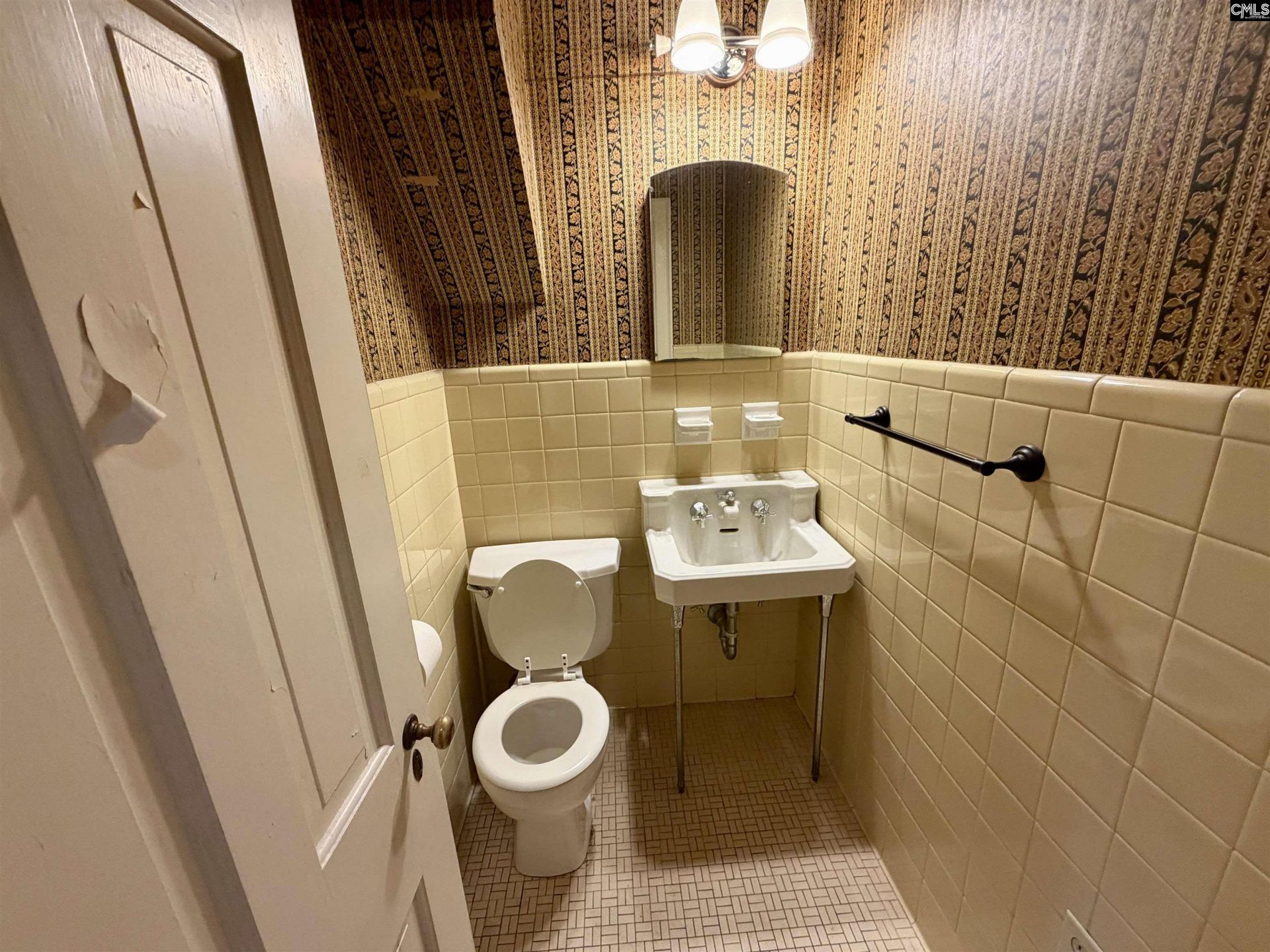 1001 Wildwood Avenue  Photo 12