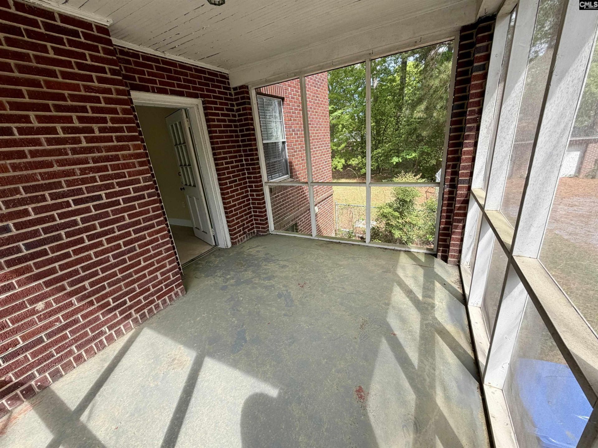 1001 Wildwood Avenue  Photo 7