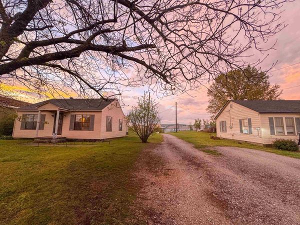 100 HOLLY GROVE RD, Covington, TN 38019