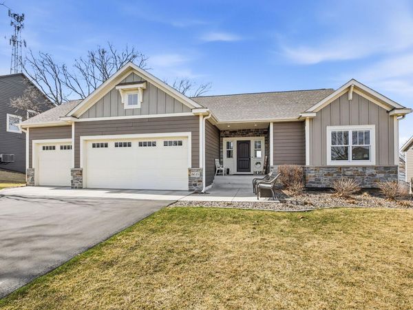 8610 Bluestem Drive, Victoria, MN 55386