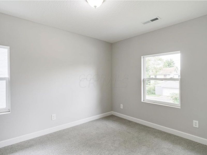 203 N Wheatland Avenue , Columbus, OH 43204 Photo 10