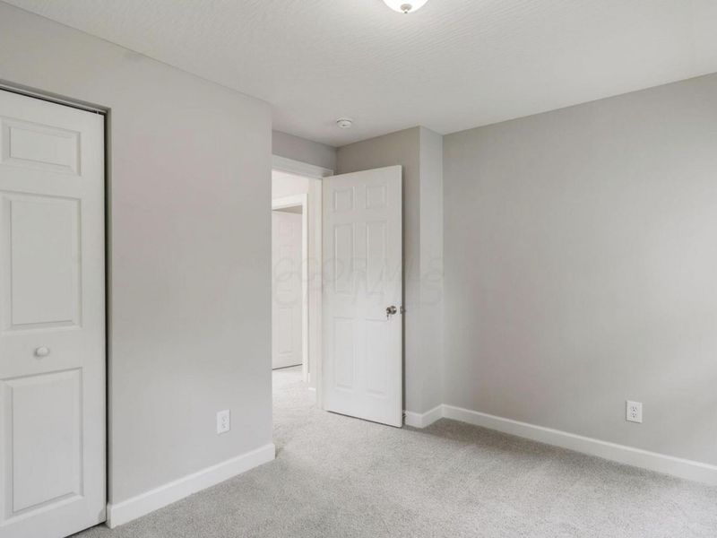 203 N Wheatland Avenue , Columbus, OH 43204 Photo 11