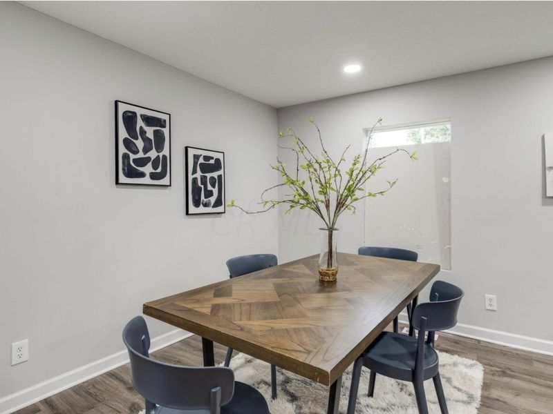 203 N Wheatland Avenue , Columbus, OH 43204 Photo 5