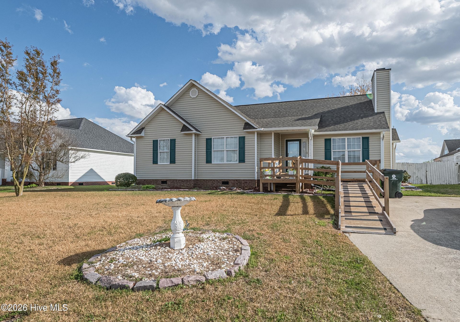 720 E Main Street, Winterville, NC 28590 Main Photo