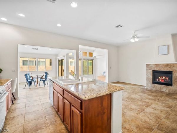 3429 Glacial Lake Street , Las Vegas, NV 89122