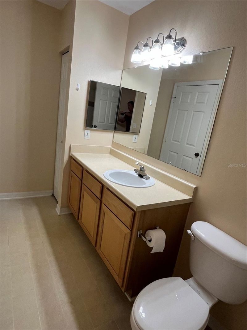 1195 Villagio Circle , Unit 102, Sarasota, FL 34237 Photo