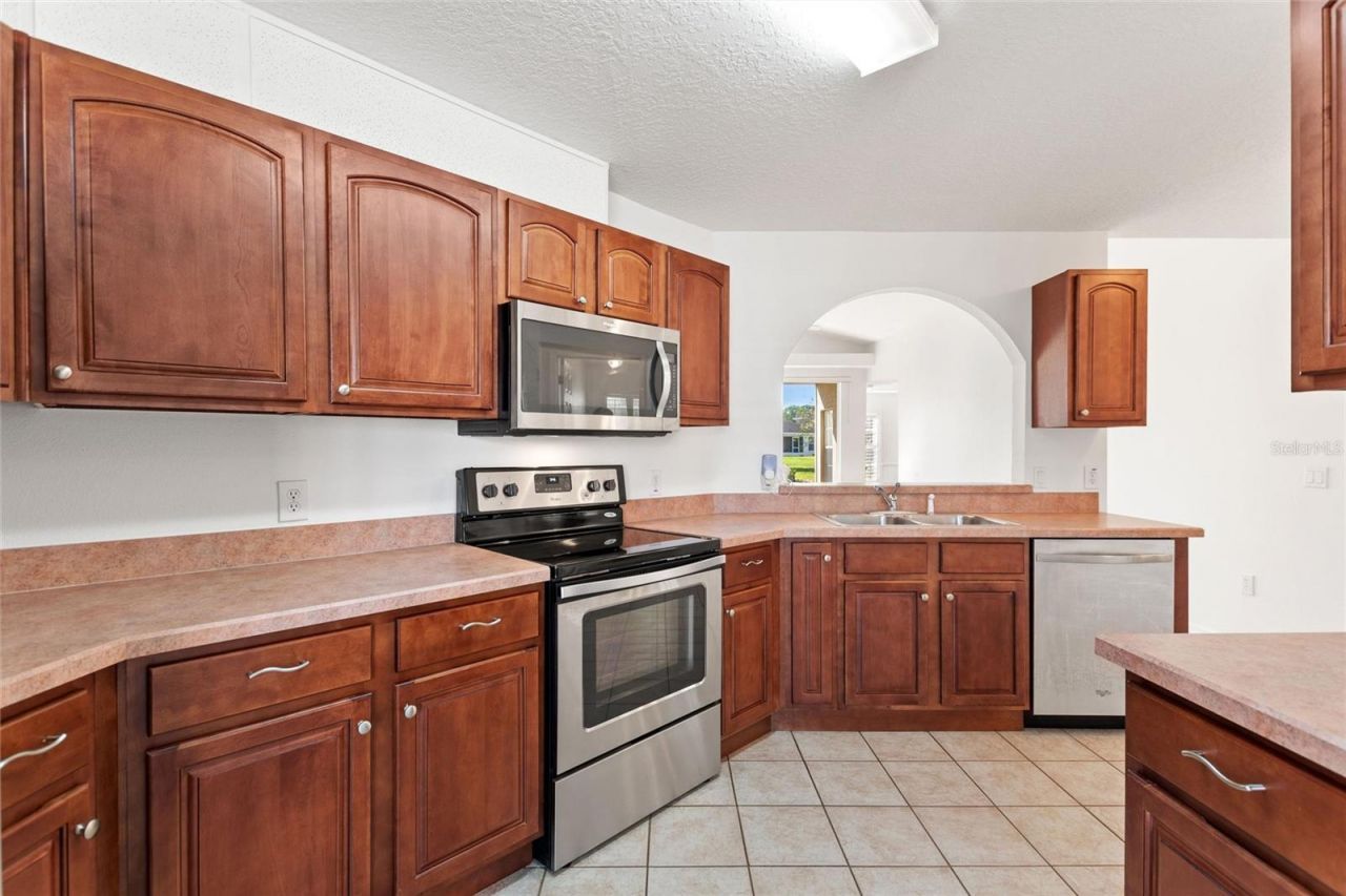 232 Oak Hammock Dr , Davenport, FL 33837 Photo