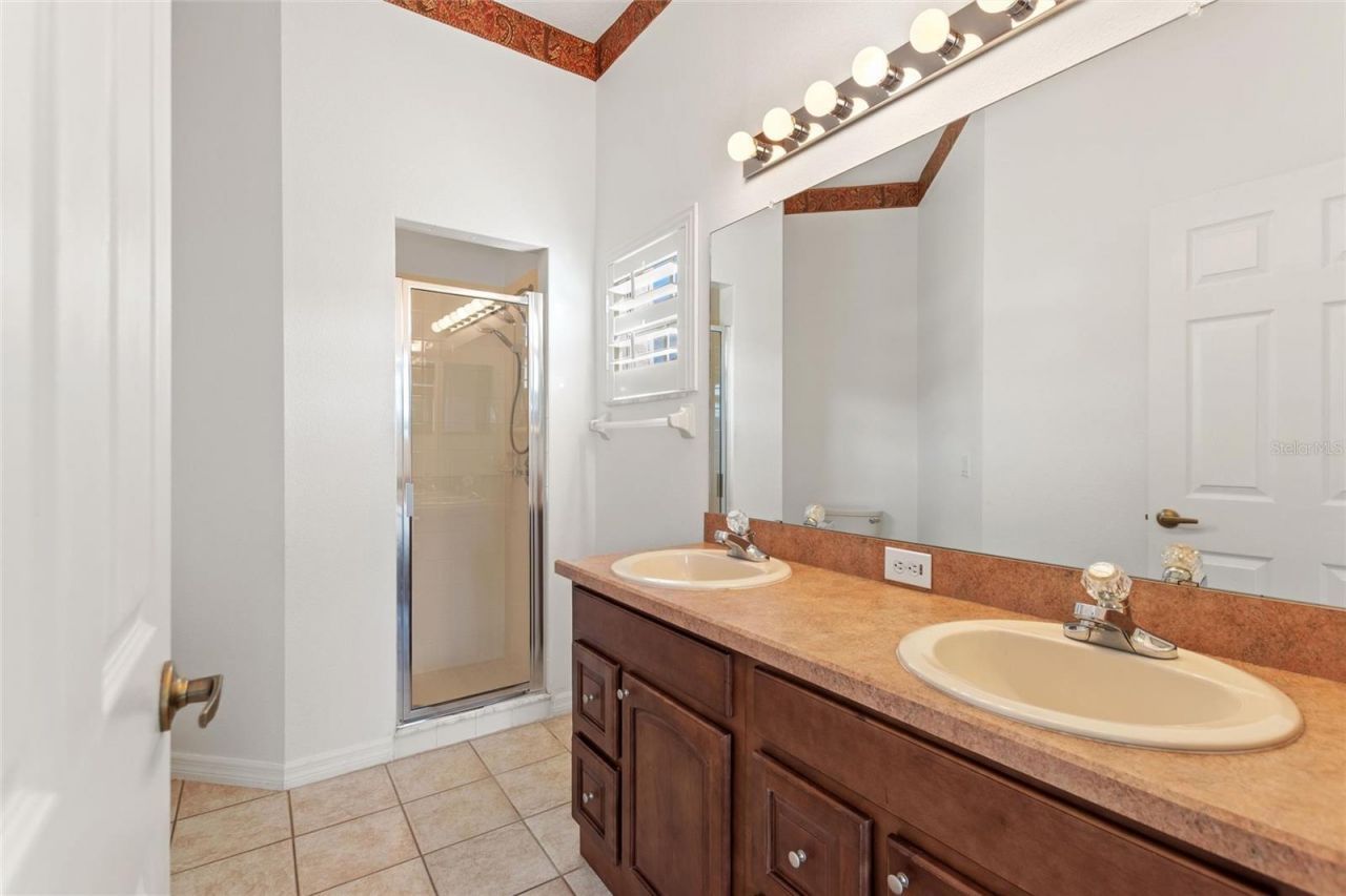 232 Oak Hammock Dr , Davenport, FL 33837 Photo