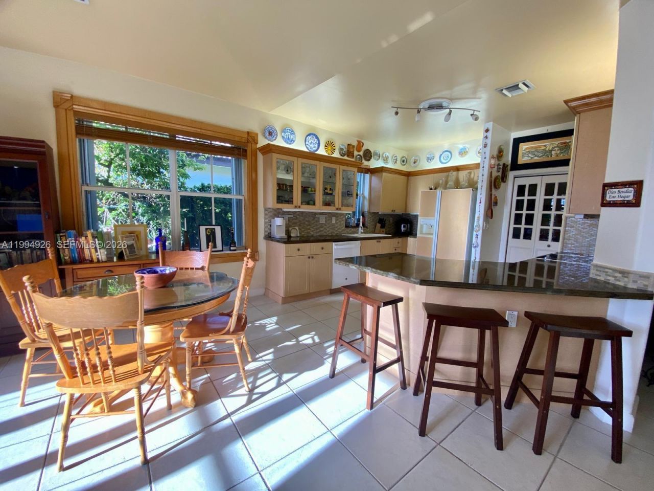 656 NW 129th Pl, Miami, FL 33182 Photo