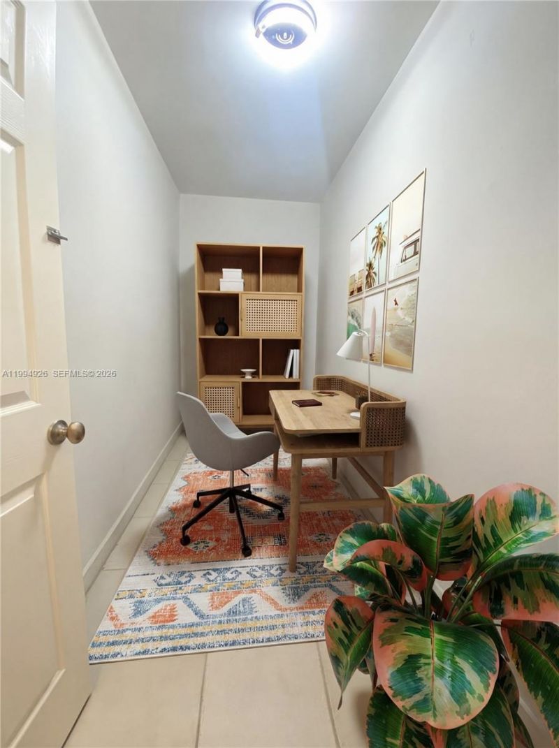 656 NW 129th Pl , Miami, FL 33182 Photo