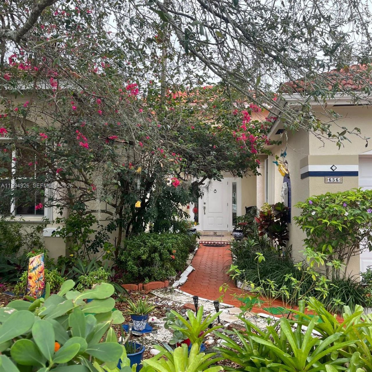 656 NW 129th Pl, Miami, FL 33182 Photo