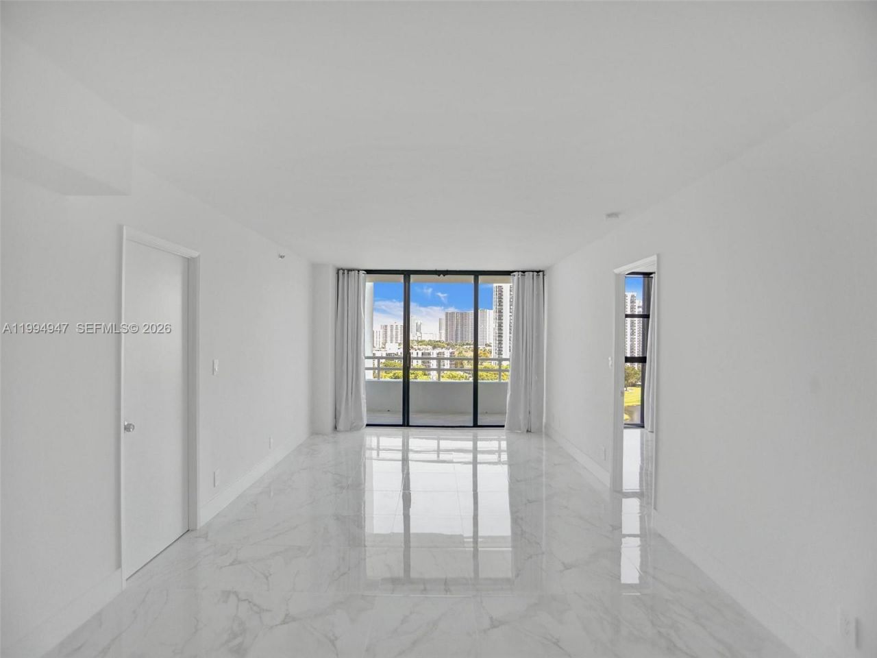 20355 NE 34th Ct , Unit 1222, Aventura, FL 33180 Photo