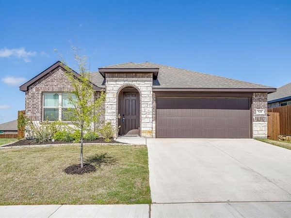 928 Ridgehurst Drive, Godley, TX 76044