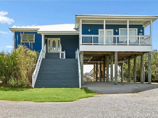 25314 CHEF MENTEUR Highway, New Orleans, LA 70129