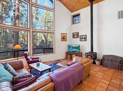 201 Sugarpine Drive, Blairsden, CA 96103 Photo