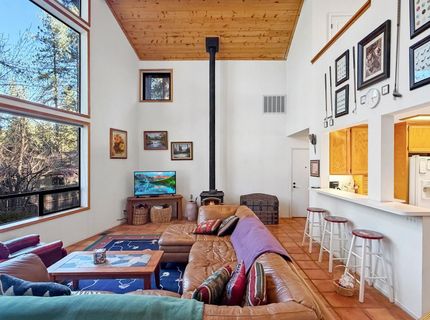 201 Sugarpine Drive, Blairsden, CA 96103 Photo