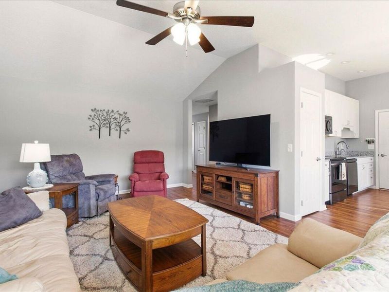 890 Autumn Chase Lane, Marysville, OH 43040 Photo 6