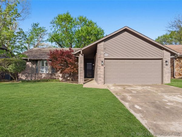 2816 S 124th East Avenue, Tulsa, OK 74129