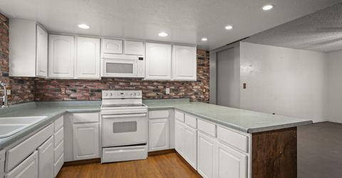 2550 Melody Lane, Reno, NV 89512 Photo