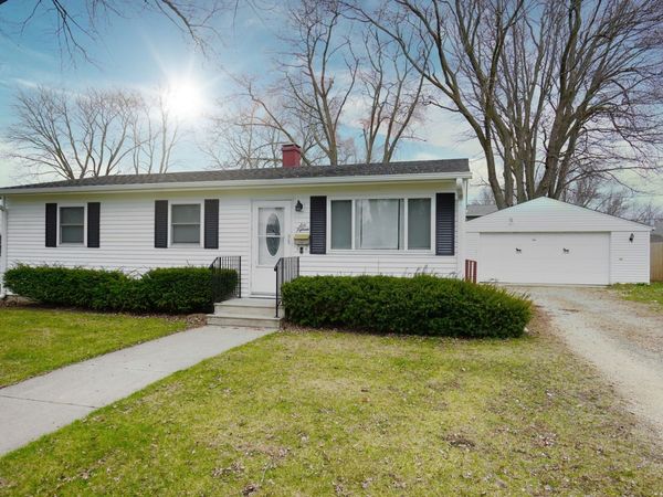 615 Best Avenue, DeKalb, IL 60115