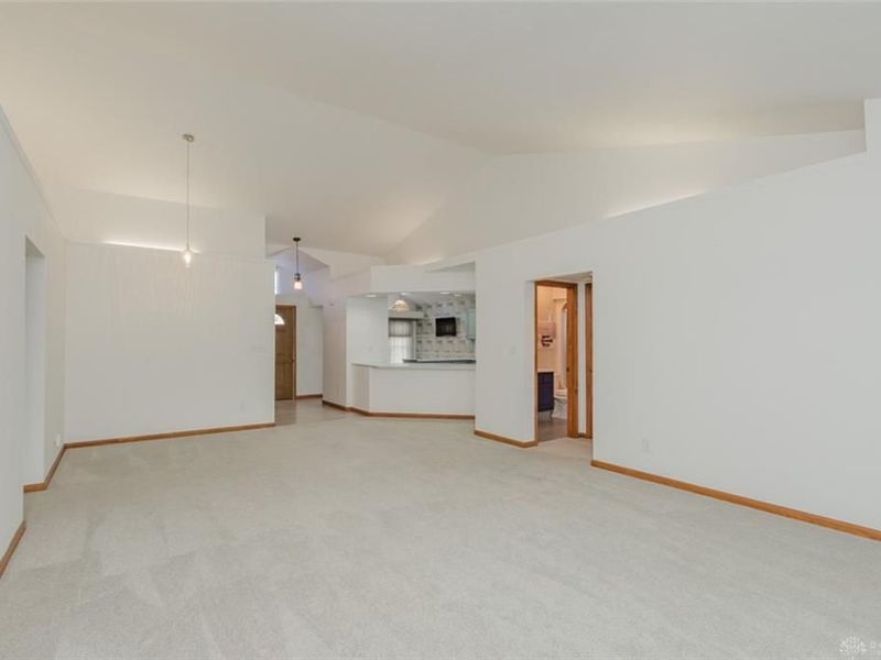 430 Craftsbury Court, Kettering, OH 45440 Photo 8