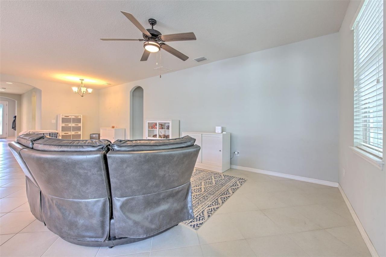 11130 Spring Point Circle , Riverview, FL 33579 Photo