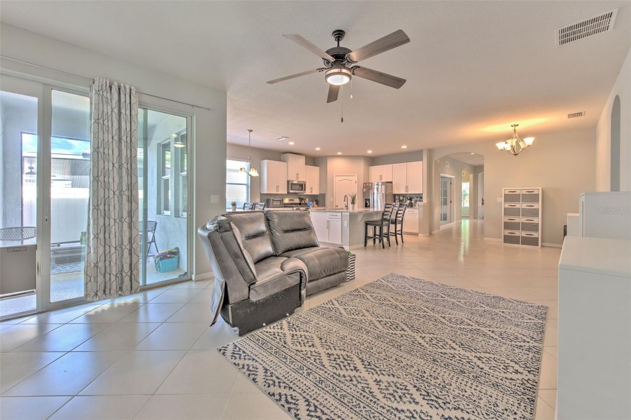 11130 Spring Point Circle , Riverview, FL 33579 Photo