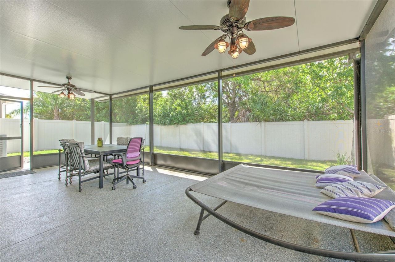 11130 Spring Point Circle , Riverview, FL 33579 Photo