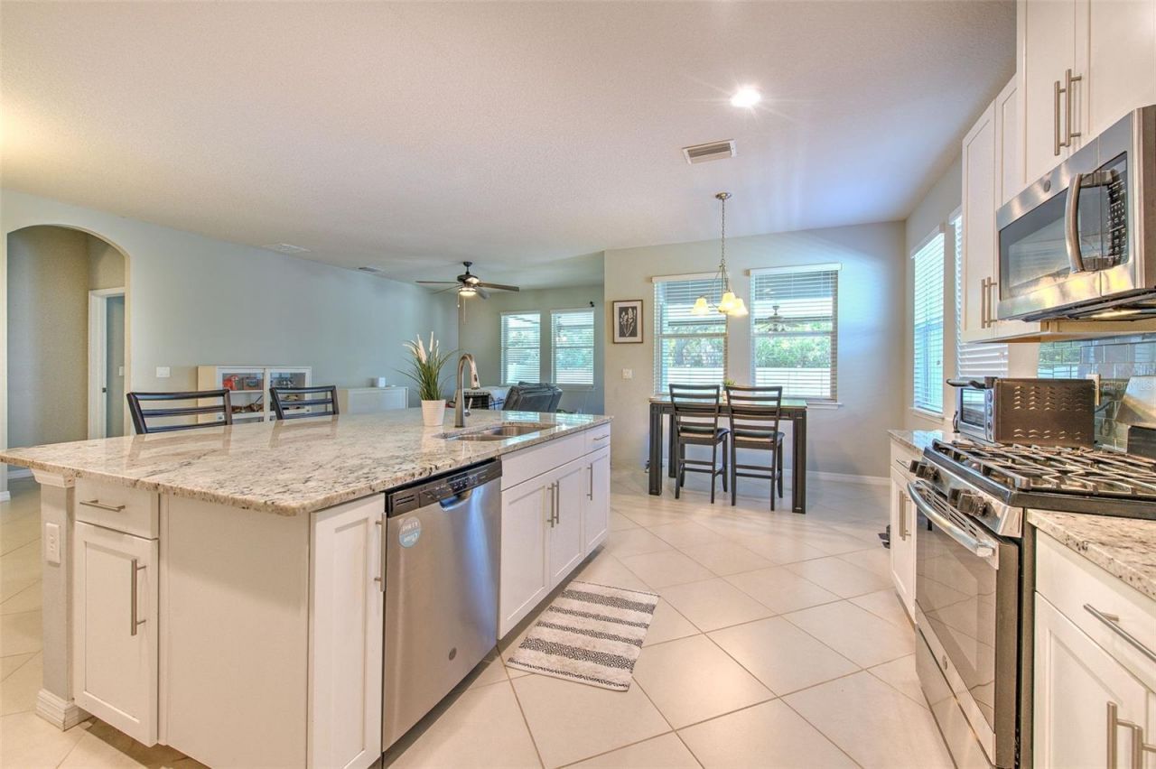 11130 Spring Point Circle , Riverview, FL 33579 Photo