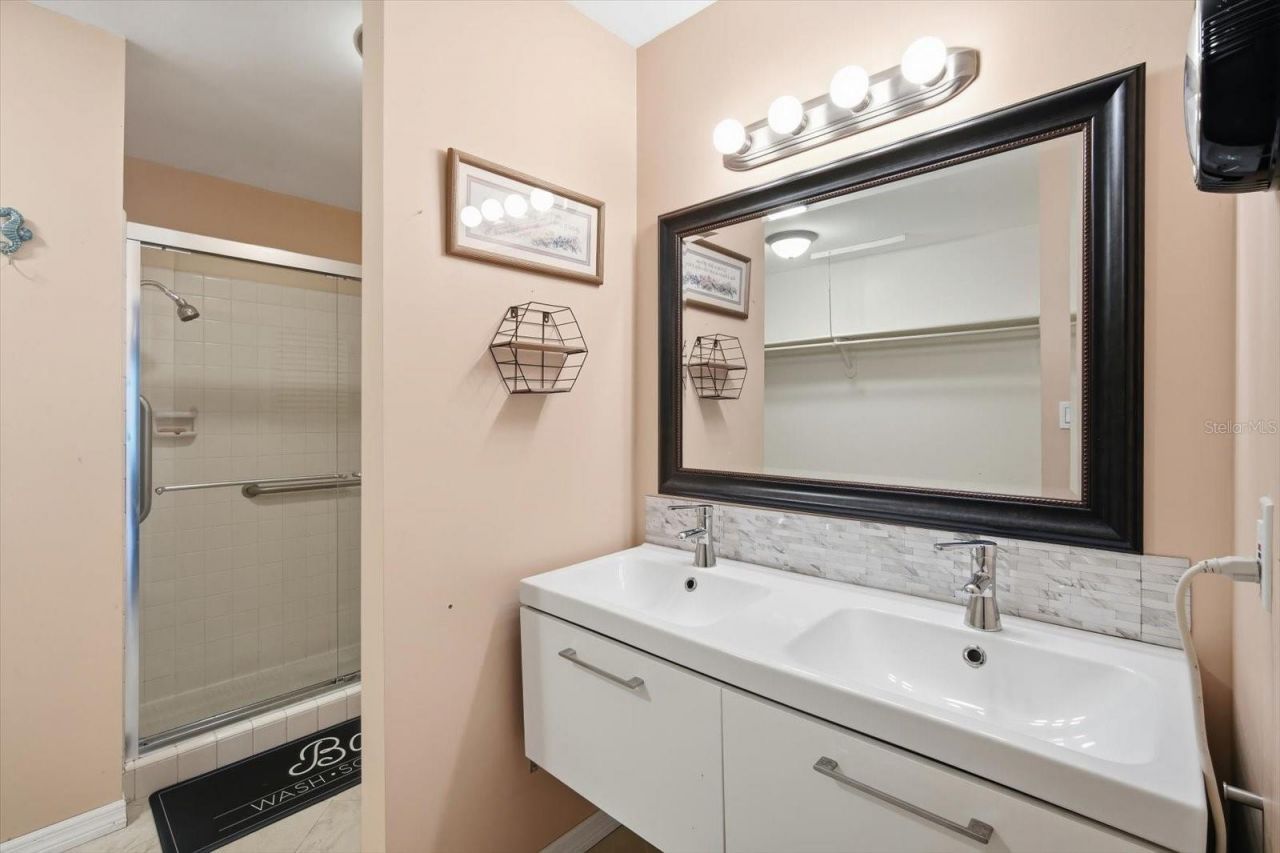 169 Pinehurst Drive , Unit 169, Bradenton, FL 34210 Photo