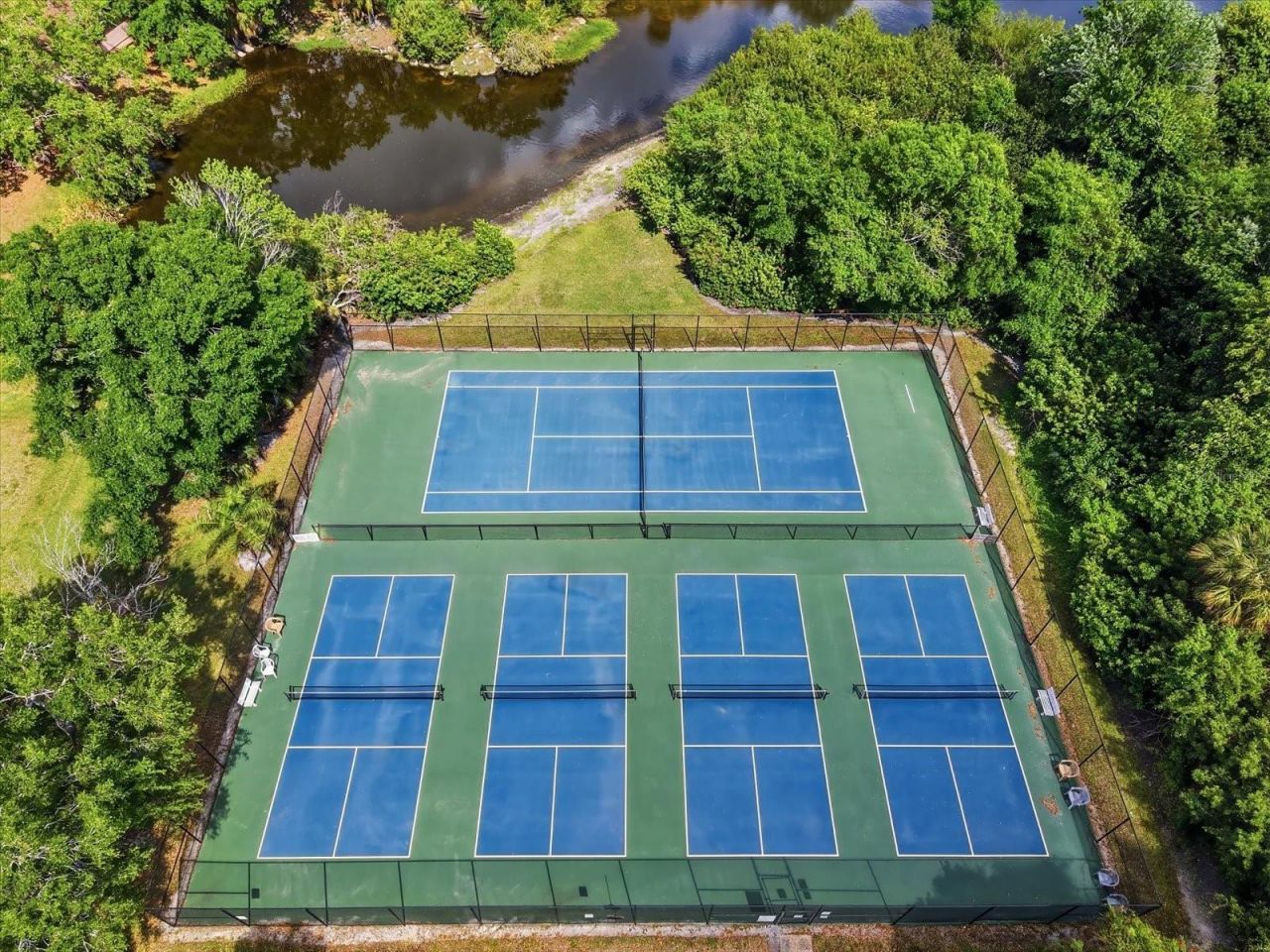 169 Pinehurst Drive , Unit 169, Bradenton, FL 34210 Photo